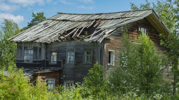 Cottage Demolition in Bryan